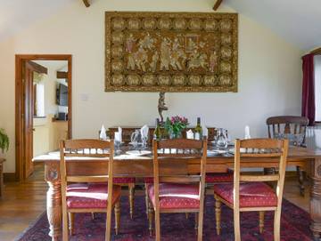 Holiday Rental for 10 People in Warkworth, Northamptonshire, Photo 3