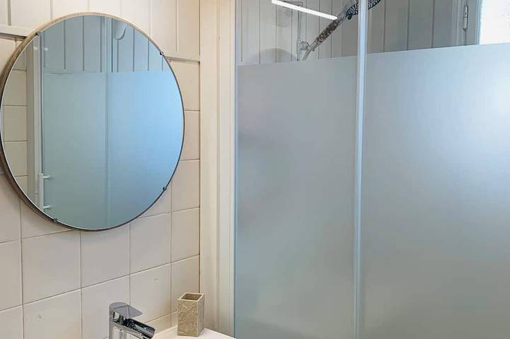 Appartement entier, Appartement Rdc avec jardin -meublée 3*** -tout confort - wifi in Saintes, Région de Saintes