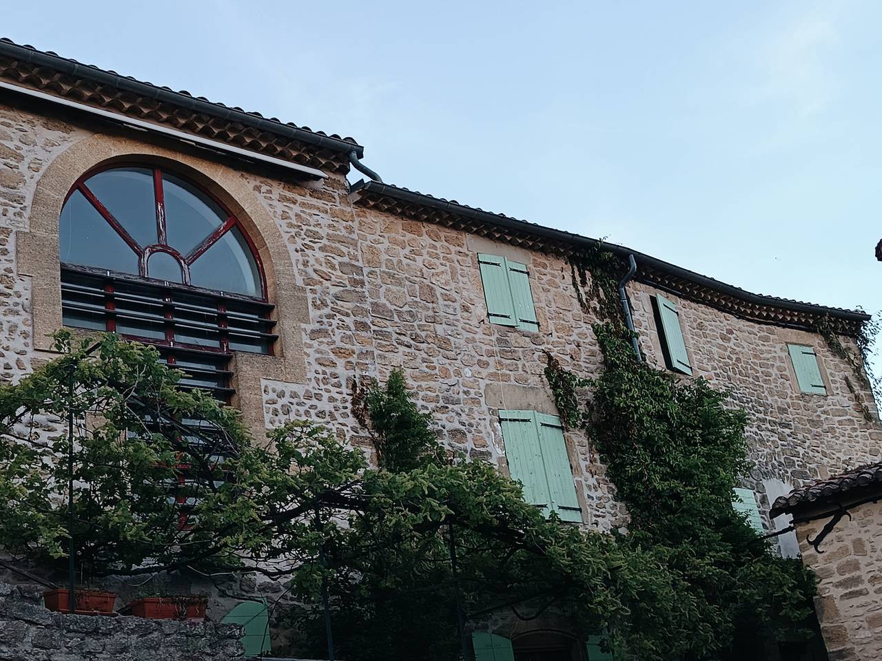 Holiday Home 'Les Remparts' with Mountain View, Private Terrace and Wi-Fi in Grane, Die region