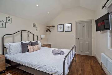 Apartment for 4 People in Sheffield, South Yorkshire, Photo 2