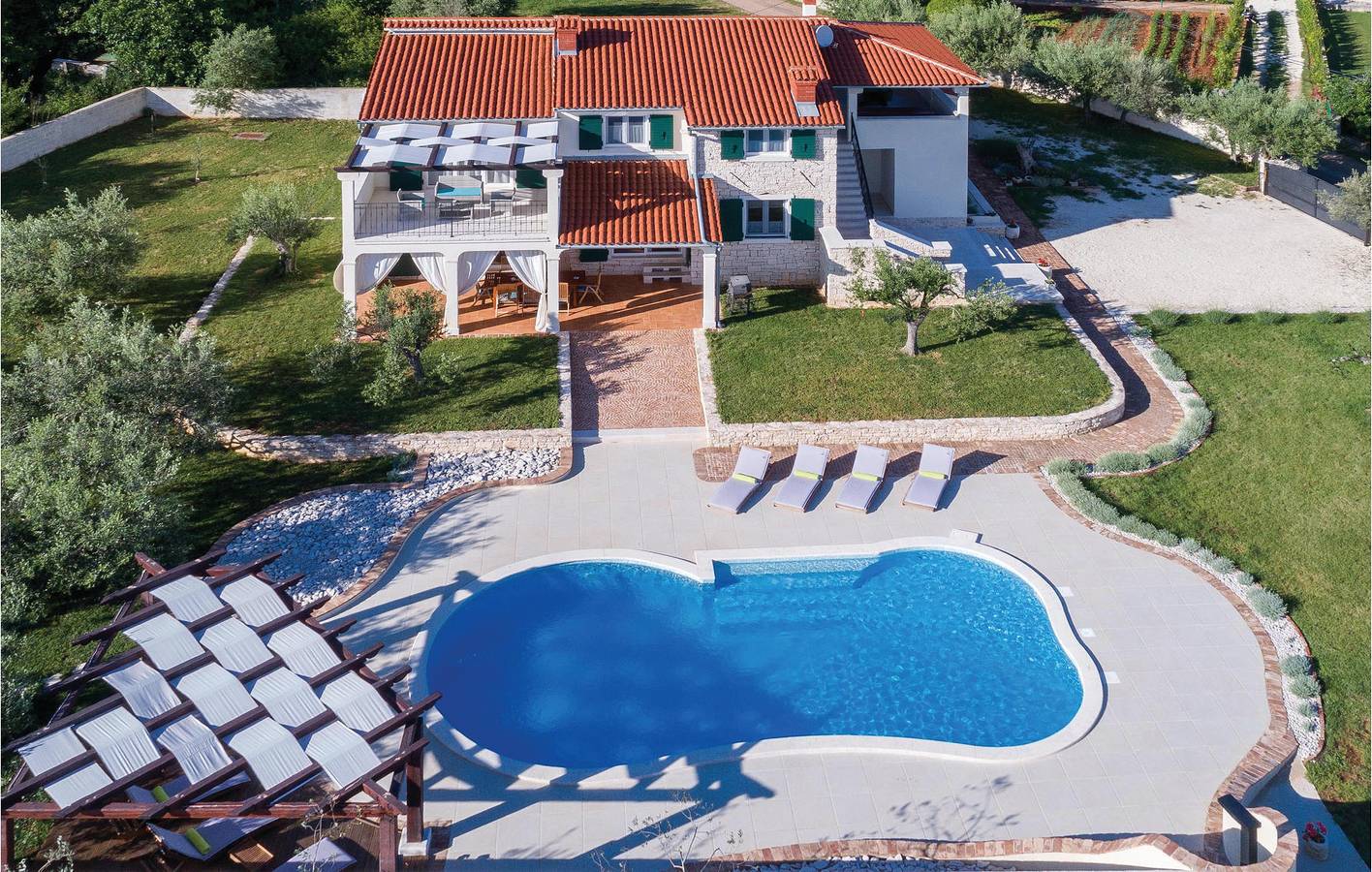 Ferienhaus für 8 Personen mit Terrasse in Peruski, Südküste Istrien