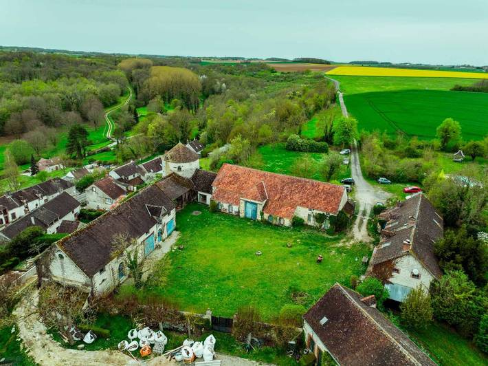 Gîte pour 15 personnes, avec jardin dans Saint-Loup-de-Naud