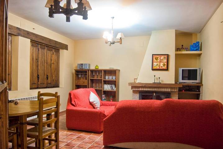 Casa de vacaciones para 6 personas, Se admiten mascotas en Sierras del Segura - 2
