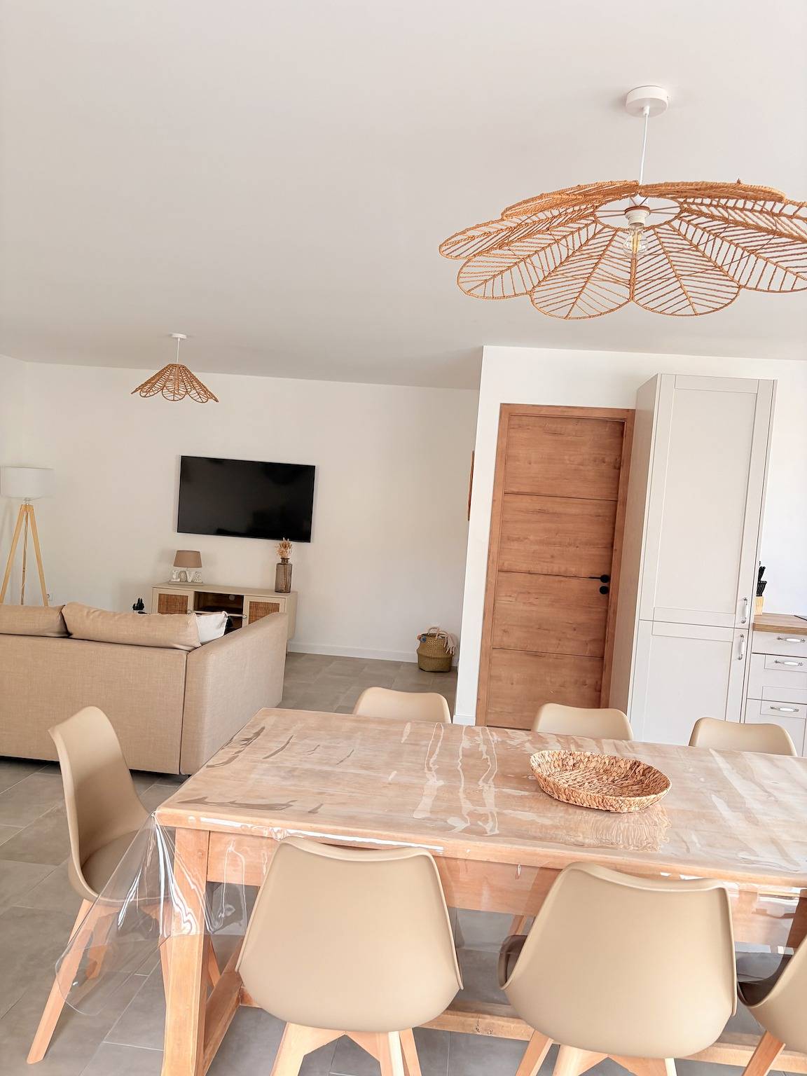 Cottage 'Gite Ô’Violetis' with Private Terrace, Private Garden and Wi-Fi