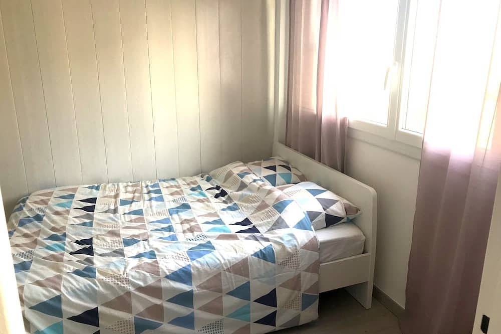 Appartement entier, 5 pers – 2 chambres Mourillon – Plages à pied – Parking – Ferry Corse in Toulon, Région de Toulon