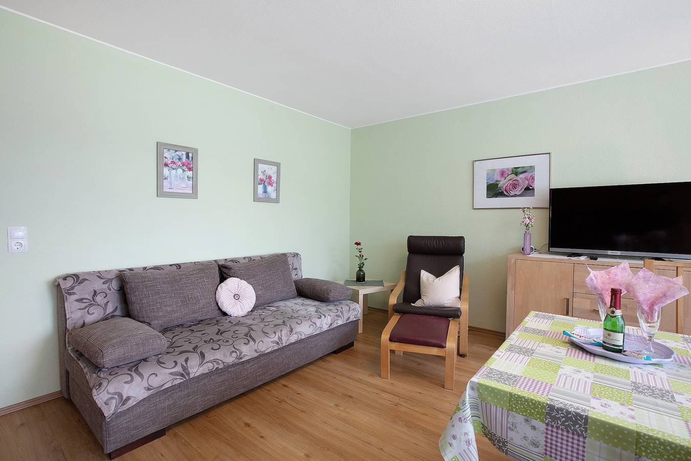 Apartamento entero, Apartamento 'Ferienwohnung Barbara' con terraza privada y Wi-Fi in Rheinfelden (Baden), Selva Negra (zona sur)