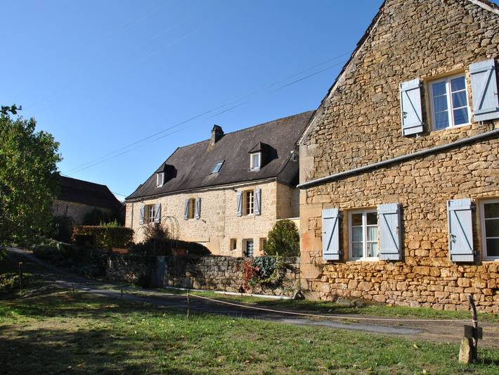 Location de vacances pour 25 personnes, avec jardin et terrasse, animaux acceptés à Sainte-Mondane - 4