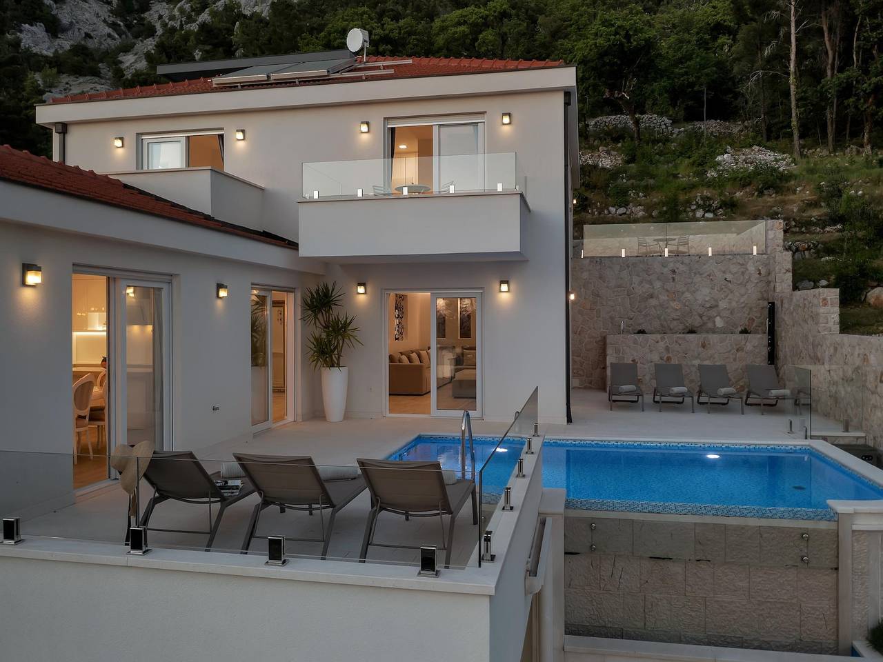 Luxusvilla in Baška Voda in Baska Voda, Makarska Riviera