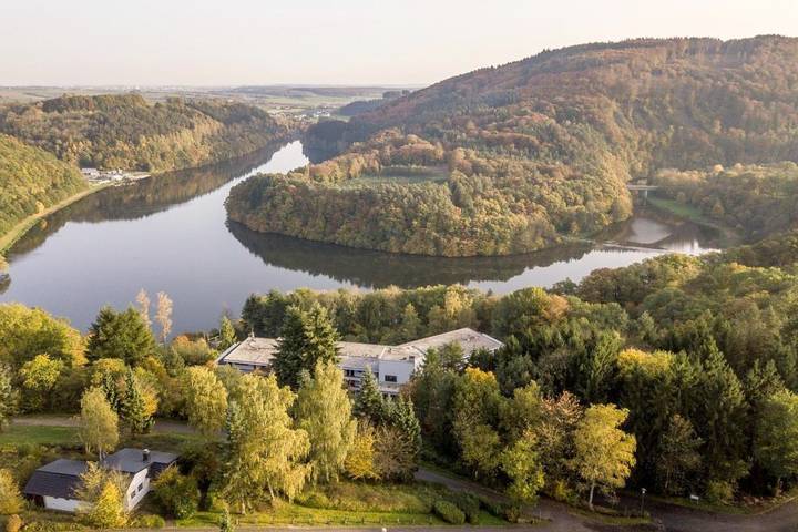 Ferienhaus für 5 Personen, mit Ausblick und Garten sowie Seeblick, mit Haustier in Rheinland-Pfalz - 2