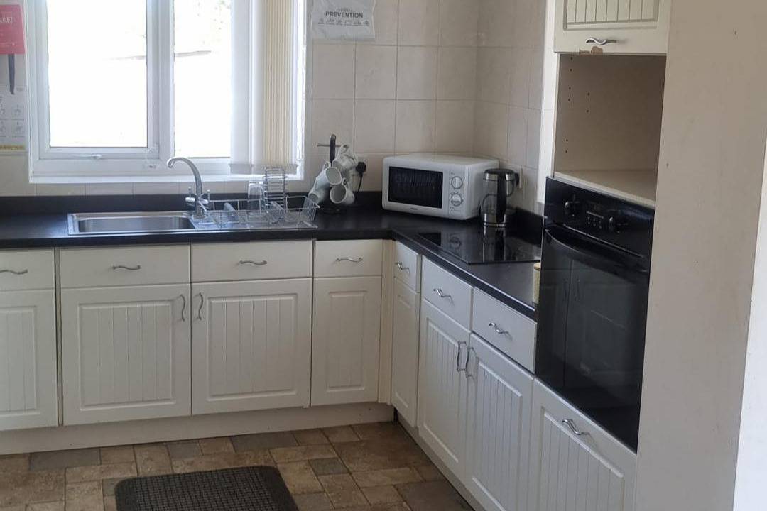 Doncaster Dream House Retreat- Sleeps 9 in South Yorkshire
