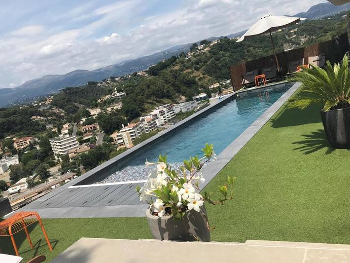 BnB für 4 Personen, mit Ausblick und Garten sowie Pool an der Côte d'Azur