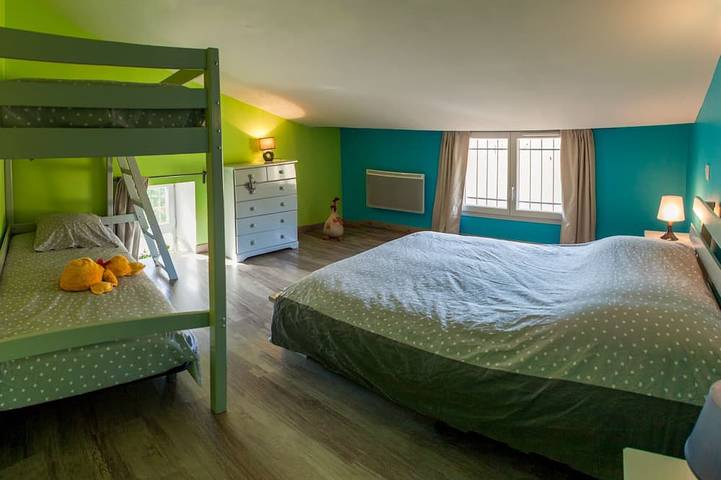 Gîte pour 8 personnes, avec terrasse, animaux acceptés à Saint-Bonnet-du-Gard - 4