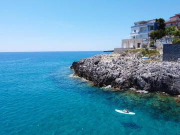 Cottage pour 5 personnes, avec jardin ainsi que balcon et vue dans Marina di Camerota