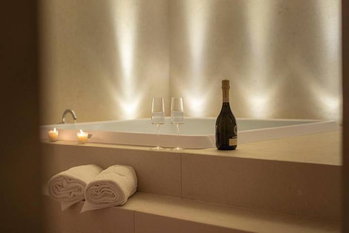 Maison d’hôte pour 3 personnes, avec sauna et jacuzzi à Matera - 3