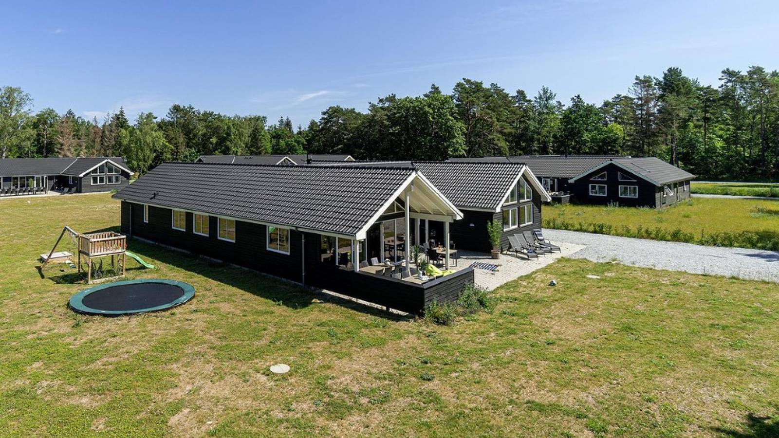 Ferieudlejning til 18 Personer i Asserbo, Halsnæs