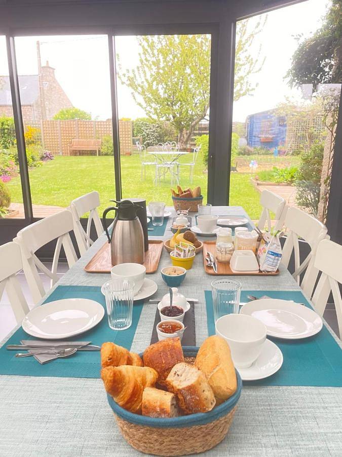 Double Room with Garden View in Montfarville, Région de Cherbourg