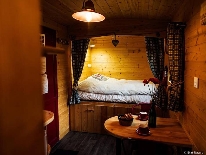 Gîte pour 2 personnes, avec Jacuzzi et Terrasse ainsi que Jardin et Vue dans Magnières