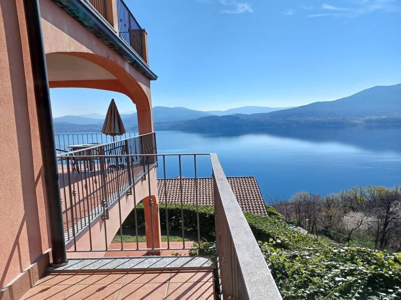 Appartement entier, Appartement à Oggebbio avec vue sur le lac in Commune de Oggebbio, Alpes tessinoises