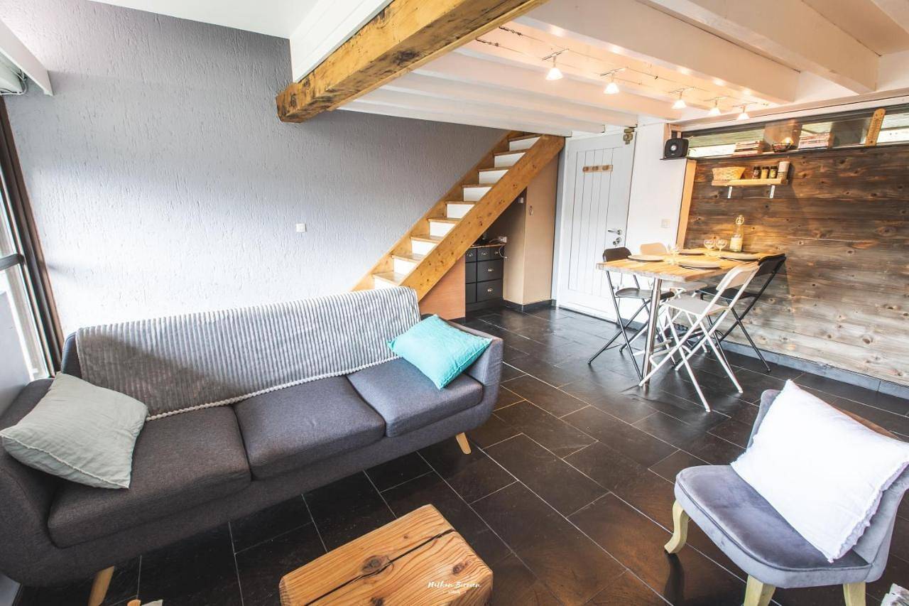 Appartement entier, Two-Bedroom Apartment in Payolle, Campan