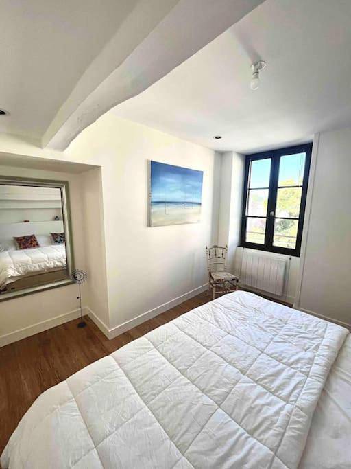 Gîte pour 4 personnes, avec terrasse et vue dans Tour De La Lanterne La Rochelle - 4