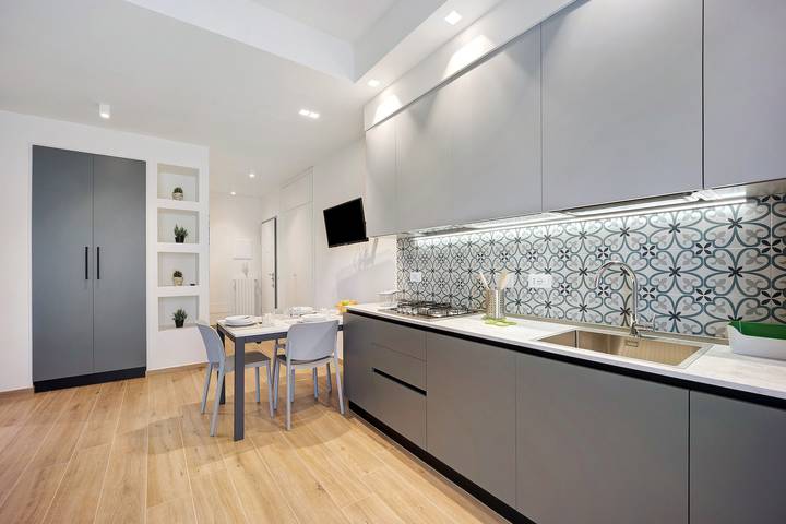 Ferienwohnung für 6 Personen, mit Balkon in Diano Marina Gemeinde - 4