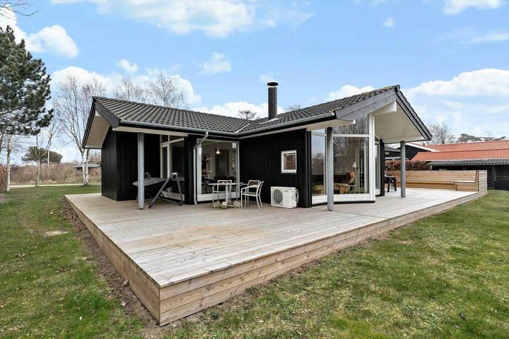 Ferienhaus für 6 Personen, mit Terrasse in Næsby Strand Seeland