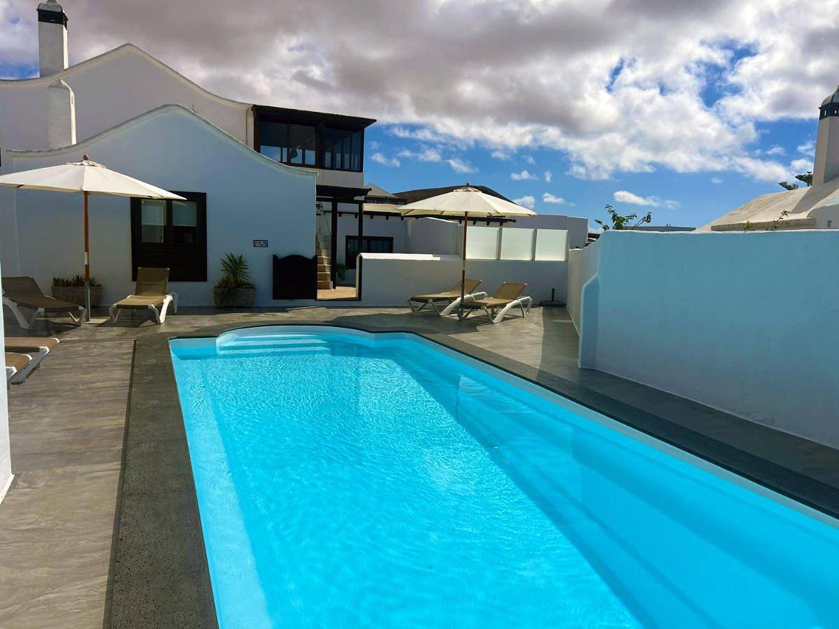 Nazaret Villa with heated pool in Nazaret, Teguise