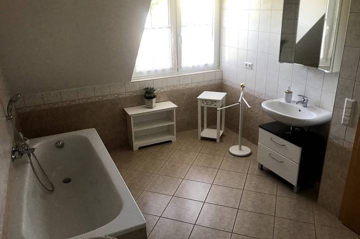 Ferienwohnung für 3 Personen, mit Balkon und Garten in Neuzelle - 3