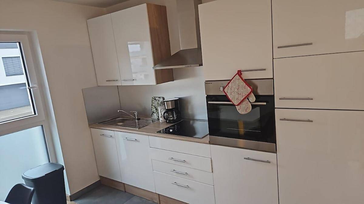 Appartement entier, Bright apartment, private parking in Dudelange, Luxembourg