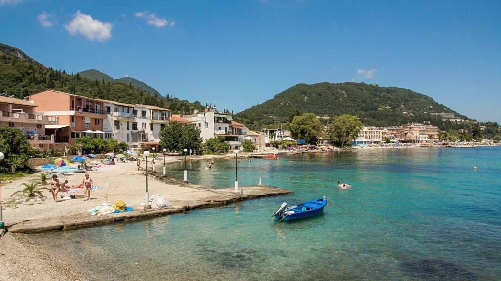 Ganze Wohnung, Vassia's Beach Houses in Benitses, Corfu, Korfu