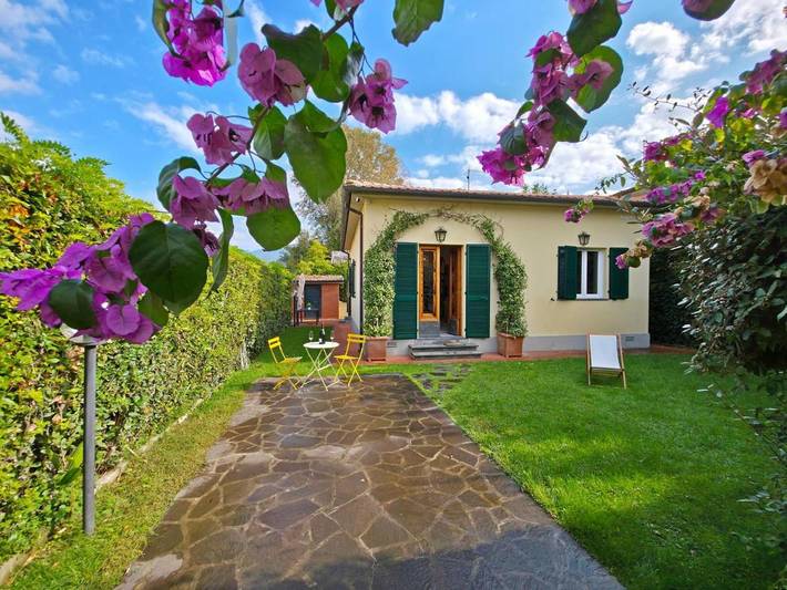 Villa per 5 persone, con giardino a Pietrasanta