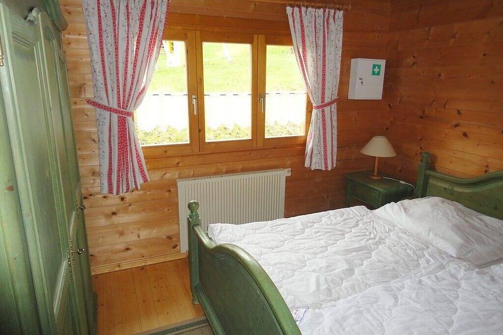 Ganze Wohnung, Ferienblockhaus 50qm für bis zu 5 Personen - voll ausgestattet in Stamsried, Ostbayern