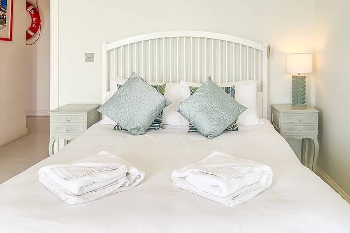 Ganze Wohnung, Seaview Apartment by Turner Contemporary, Margate By Adliv in Botany Bay, Kent