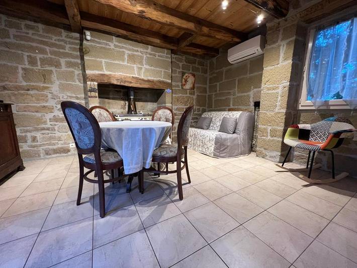 Location de vacances pour 2 personnes, avec jacuzzi ainsi que sauna et jardin à Lissac-sur-Couze - 4