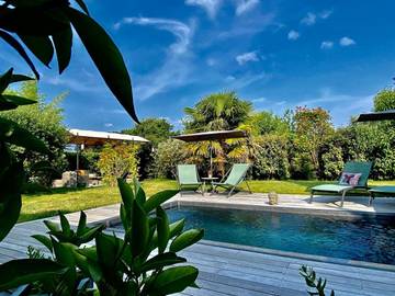 Chambre d’hôte pour 2 personnes, avec terrasse ainsi que jardin et piscine à Sarlat-la-Canéda