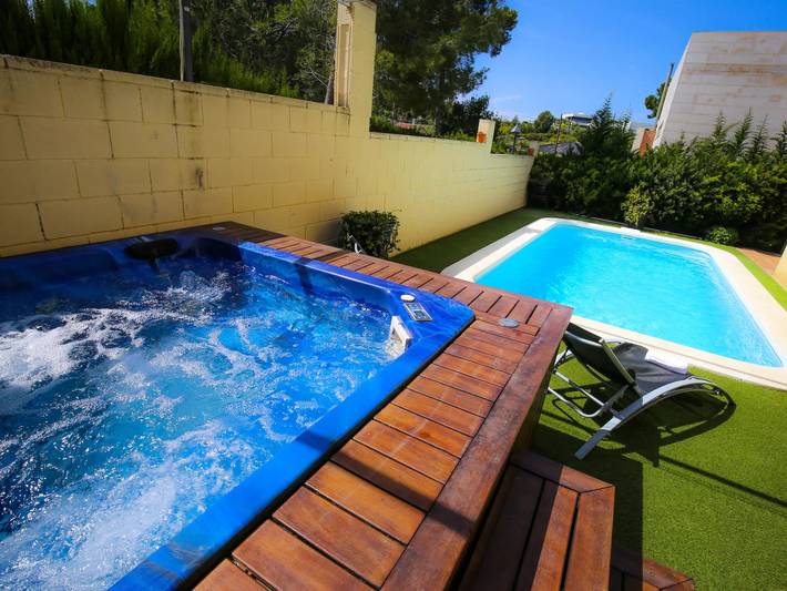 Finca für 12 Personen, mit Garten in Salou - 2