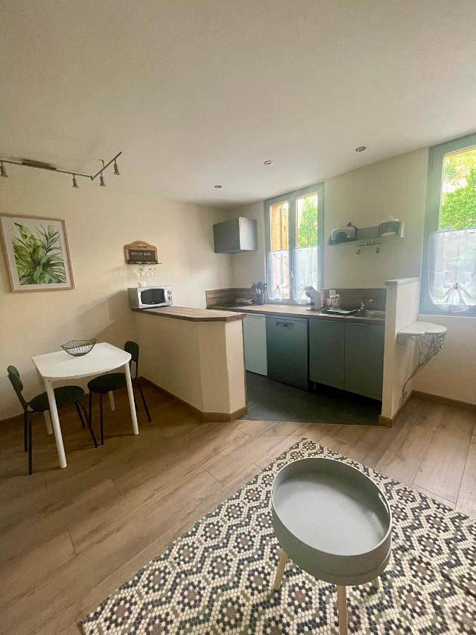 Gîte pour 5 personnes, avec jardin à Magland - 3