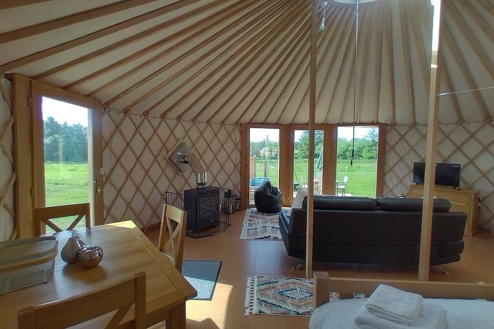 Luxury Glamping yurts  with Hot Tubs in Carmarthenshire