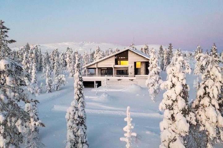 Ferienhaus für 12 Personen, mit Ausblick und Terrasse sowie Sauna in Finnland