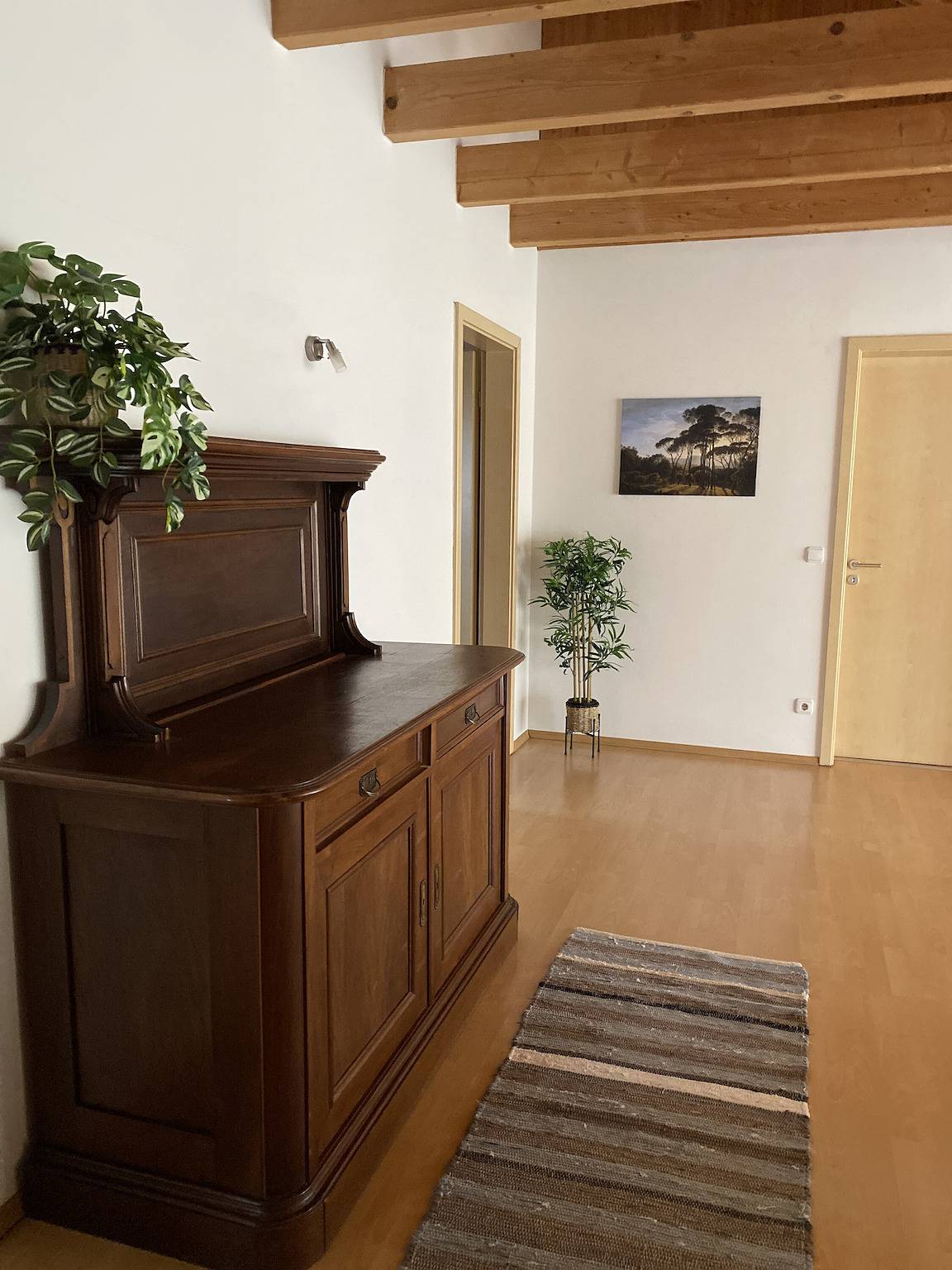 Entire apartment, Apartment 'Waldblick' with Private Garden, Balcony and Wi-Fi in Forchheim, Franconian Switzerland