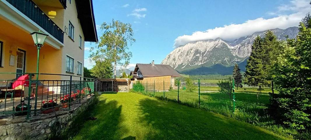 BnB für 2 Personen, mit Terrasse und Garten sowie Ausblick in Bad Mitterndorf