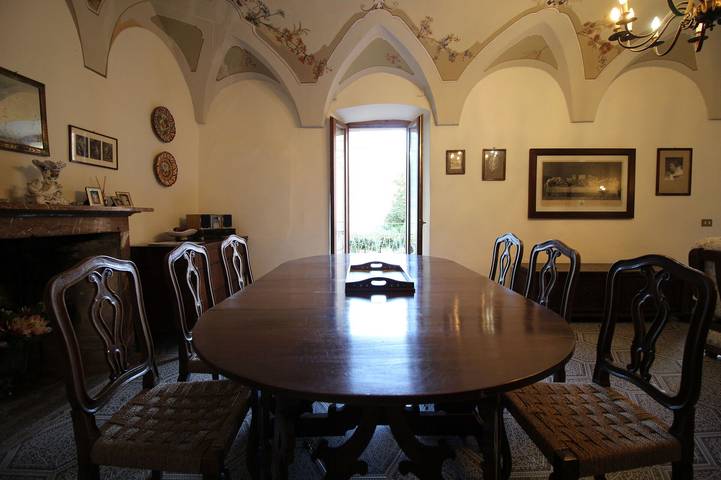 Ferienhaus für 11 Personen, mit Balkon und Garten sowie Seeblick am Luganersee - 4