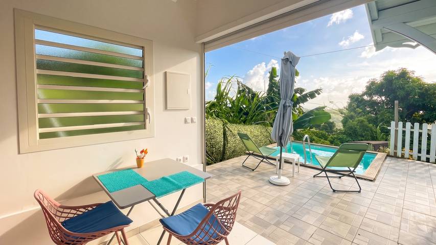Bungalow für 2 Personen, mit Pool und Garten sowie Terrasse - 1
