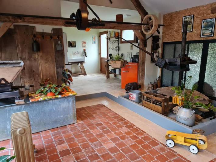 Location de vacances pour 2 personnes, avec jardin ainsi que vue et terrasse à Nort-sur-Erdre