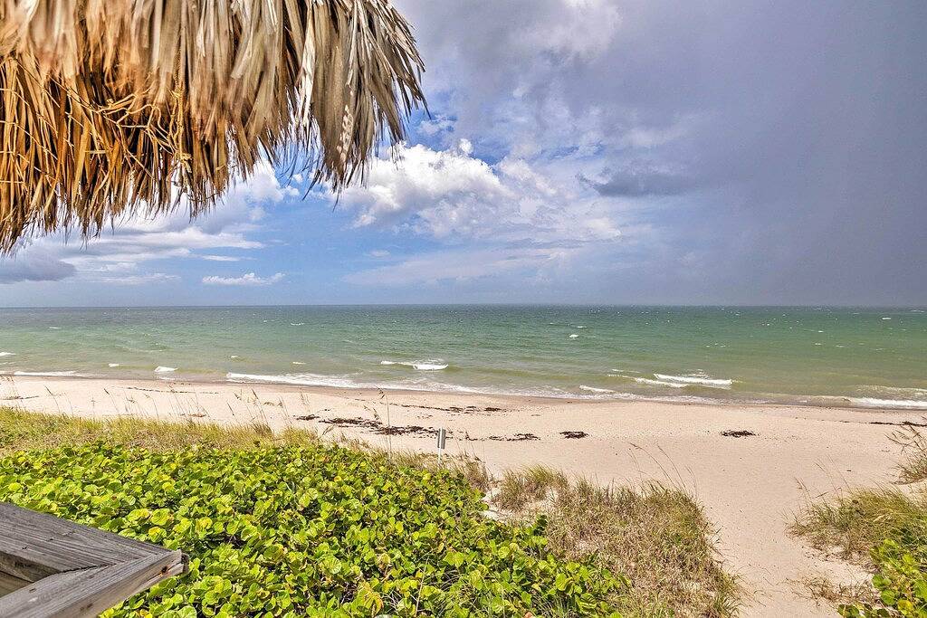 Jensen Beach Home: Walk to Beach Access! in Hutchinson Island