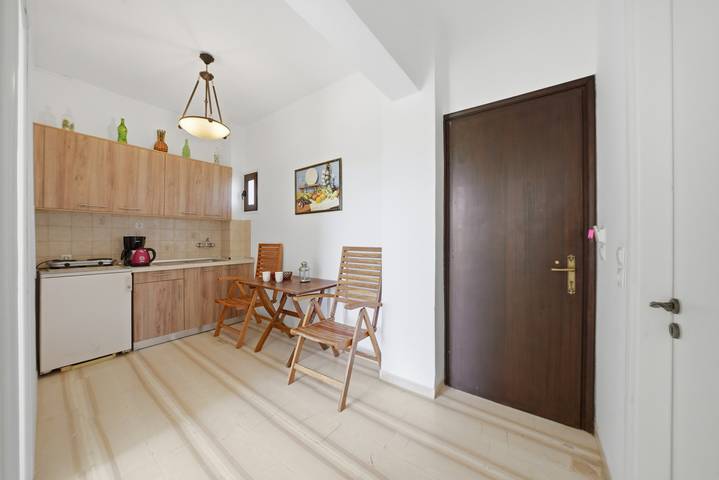 Ferienwohnung für 4 Personen, mit Garten und Balkon auf Korfu - 2