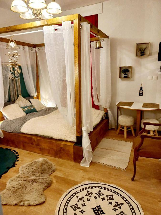 Appartement entier, One-Bedroom Apartment in Auray, Côte des Mégalithes