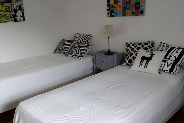 Location de vacances pour 6 personnes, avec terrasse et jardin à Saint-Maur-des-Fossés - 4