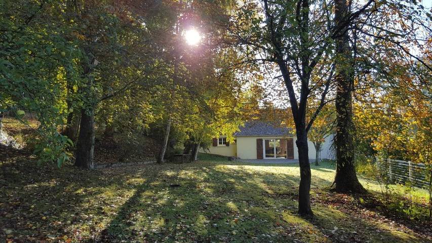 Location de vacances pour 7 personnes, avec Terrasse et Jardin ainsi que Piscine et Vue à Gueschart