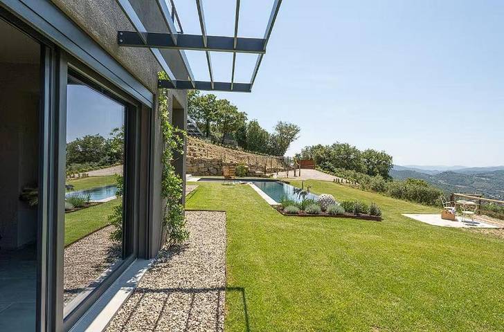 Appartamento per 6 persone, con piscina e giardino a Passignano sul Trasimeno